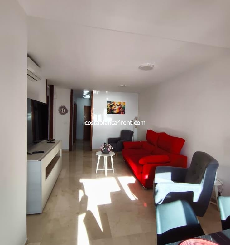 738