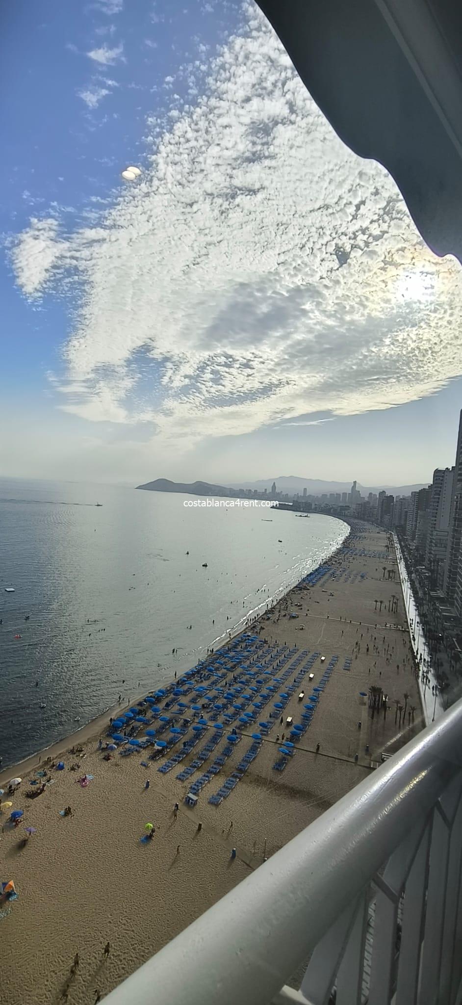 Fist line beach Benidorm, Levante